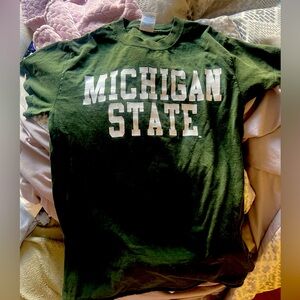 Green Cropped Michigan State Tshirt. BRAND NEW. size small